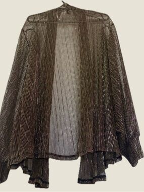 Chic Brown Metallic Cape with Flowing Silhouette